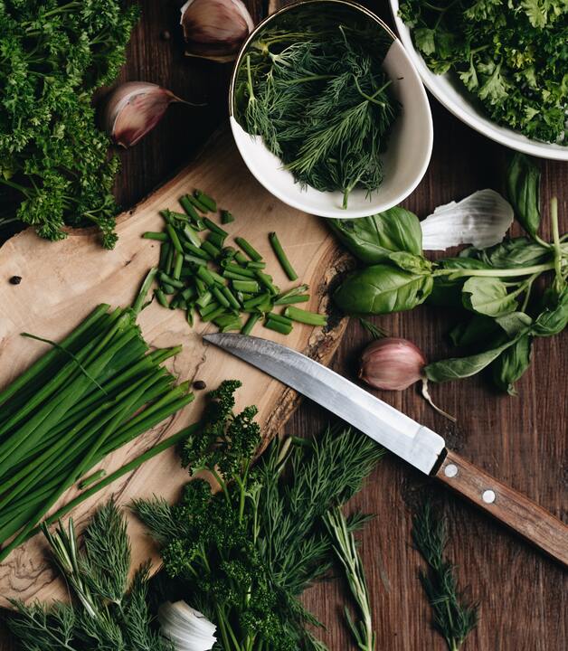 Frische Kräuter zu Ente