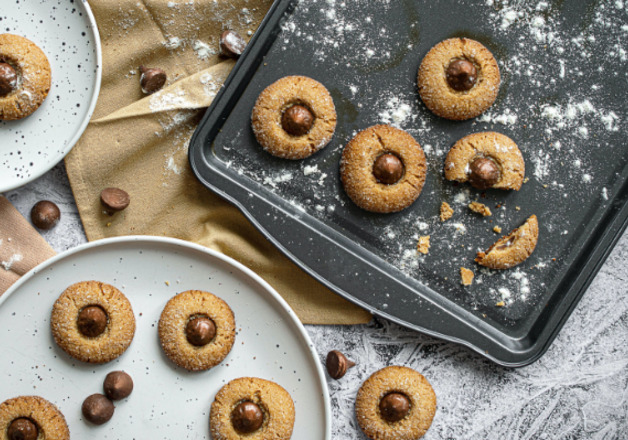 Selbstgebackene Schokokern-Plätzchen