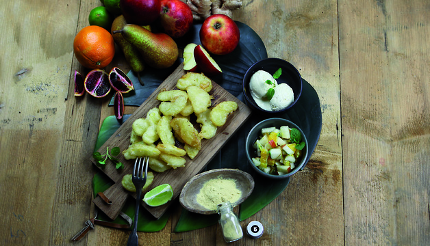 Apfel-Tempura mit Birnenkompott
