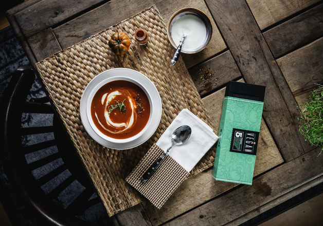Vegane Tomatencremesuppe mit Fenchel