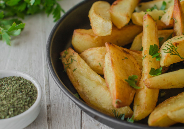 Selbstgemachte Patatas Bravas