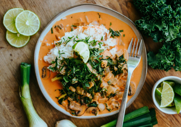 Curry mit bunten Pfefferkörnern