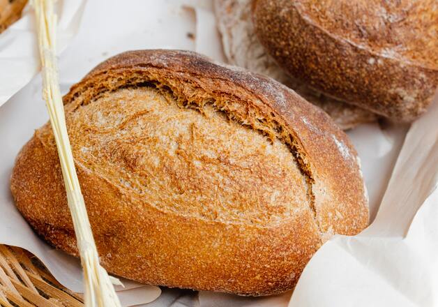 Selbstgebackene Sandwich-Brötchen