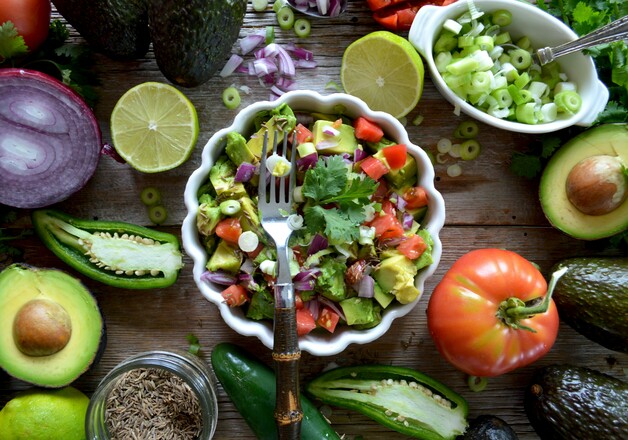 Selbstgemachter Avocado Salat