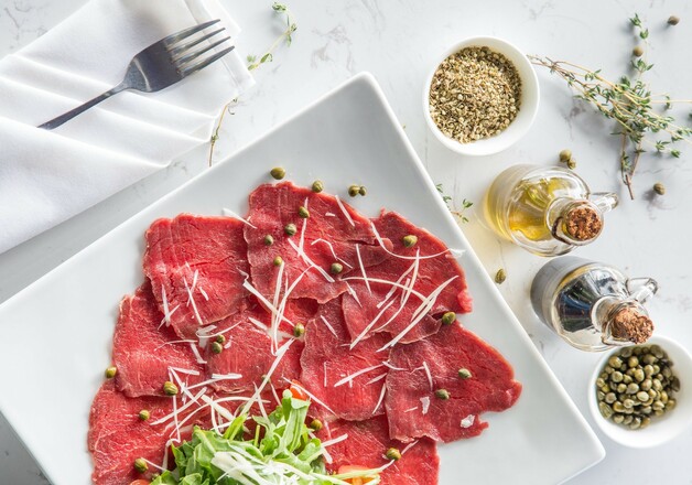 Selbstgemachtes italienisches Rinder-Carpaccio