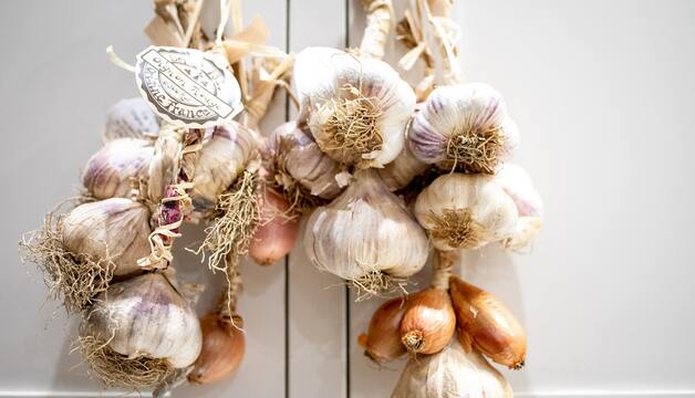 Knoblauch am Bund