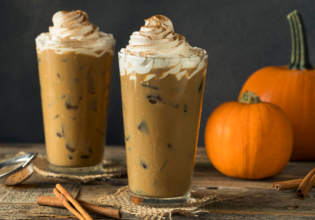 Selbstgemachter Iced Pumpkin Spice Latte