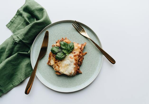Lasagne mit frischem Basilikum