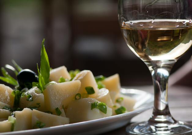 Traditionell bayerischer Kartoffelsalat