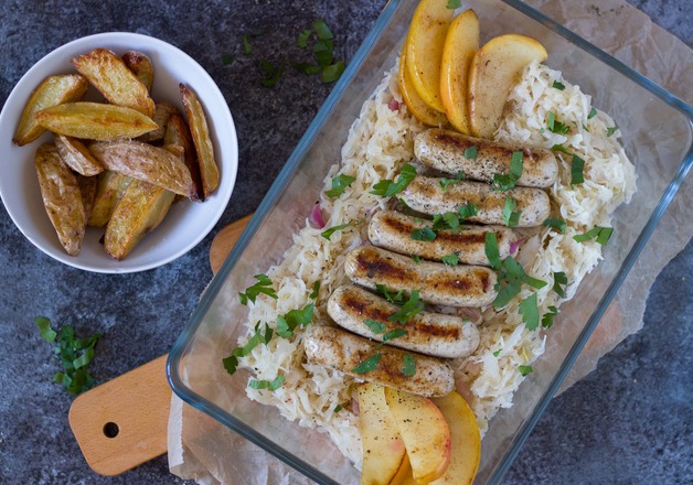 Selbstgemachtes Sauerkraut mit Wacholderbeeren