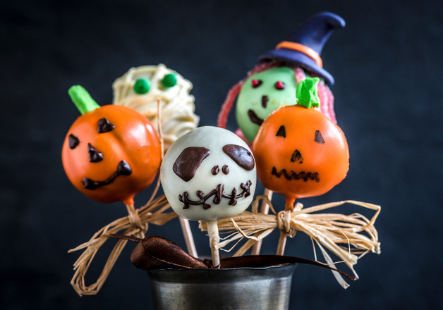 Halloween Cake Pops