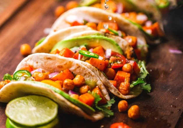 Frische mexikanische Tacos