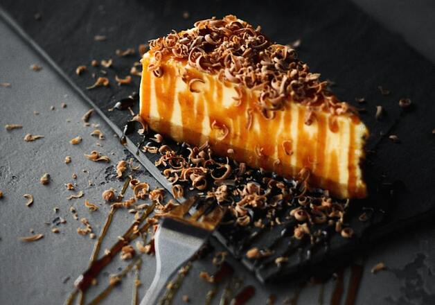 Selbstgemachter Käsekuchen Birne-Karamell
