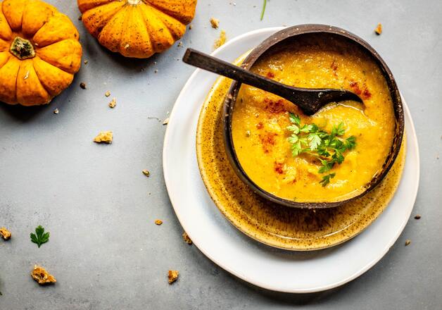 Kürbissuppe mit Currypulver Goa