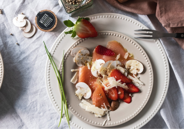 Räucherlachs mit Erdbeeren