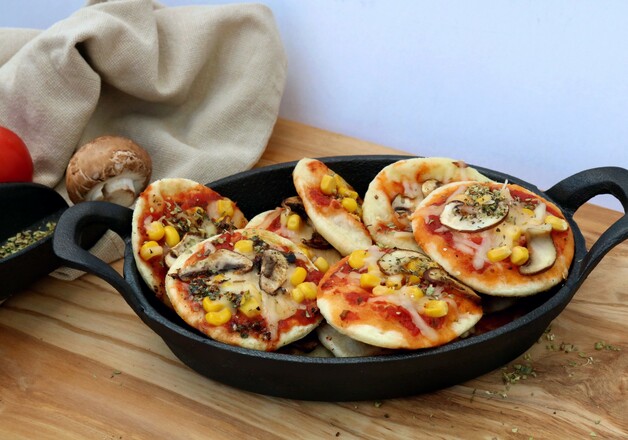 Fertig gebackene Pan Pizzas 